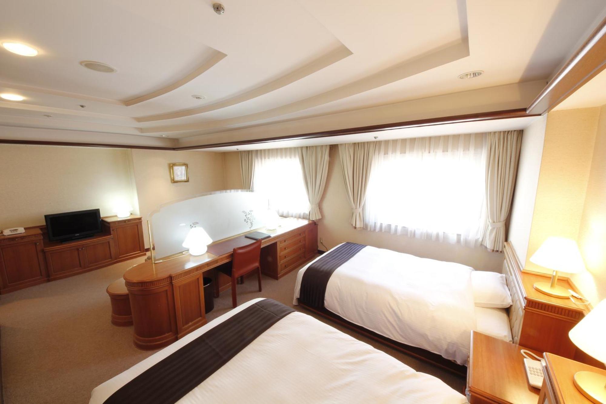 Hotel Hiroshima Garden Palace Eksteriør billede