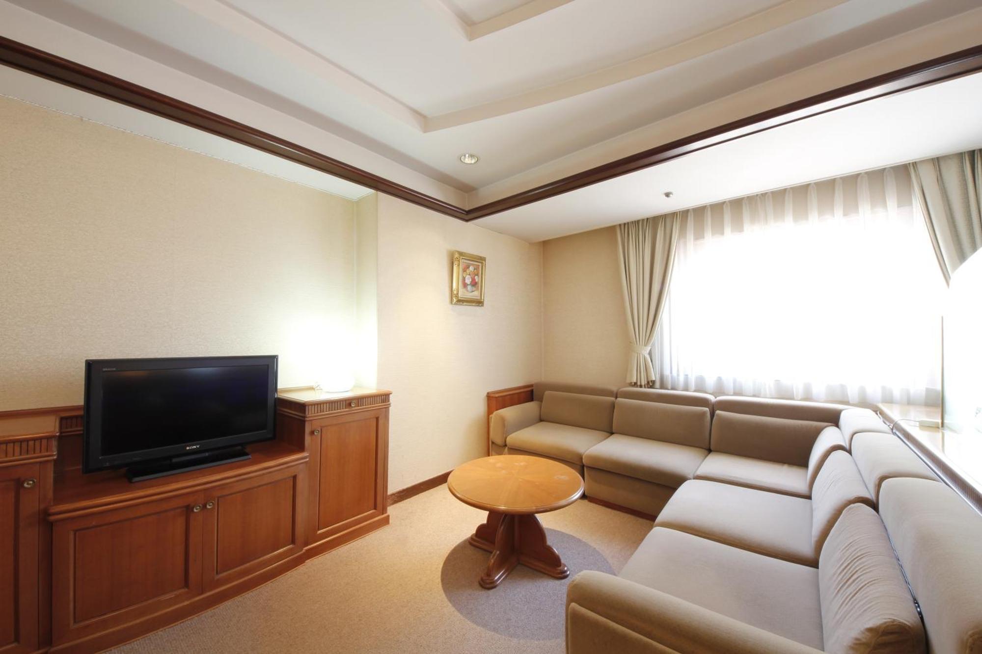 Hotel Hiroshima Garden Palace Eksteriør billede